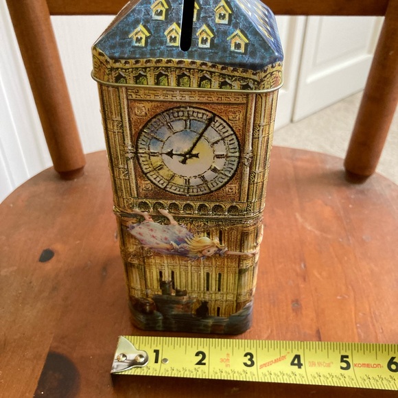 Churchill’s Peter Pan Money Box Bank Tin - London UK - Picture 6 of 11